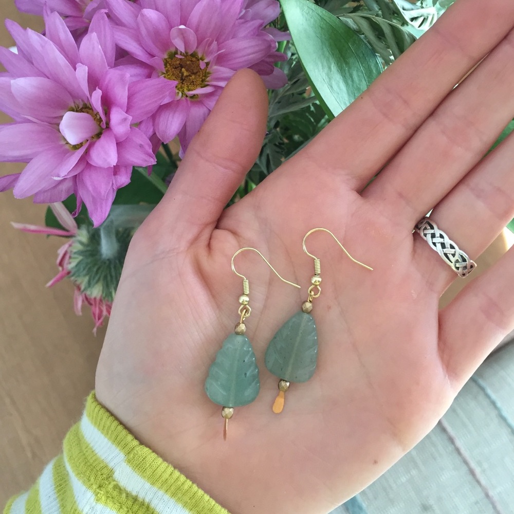 Green Leaf Quartz Drop Earrings